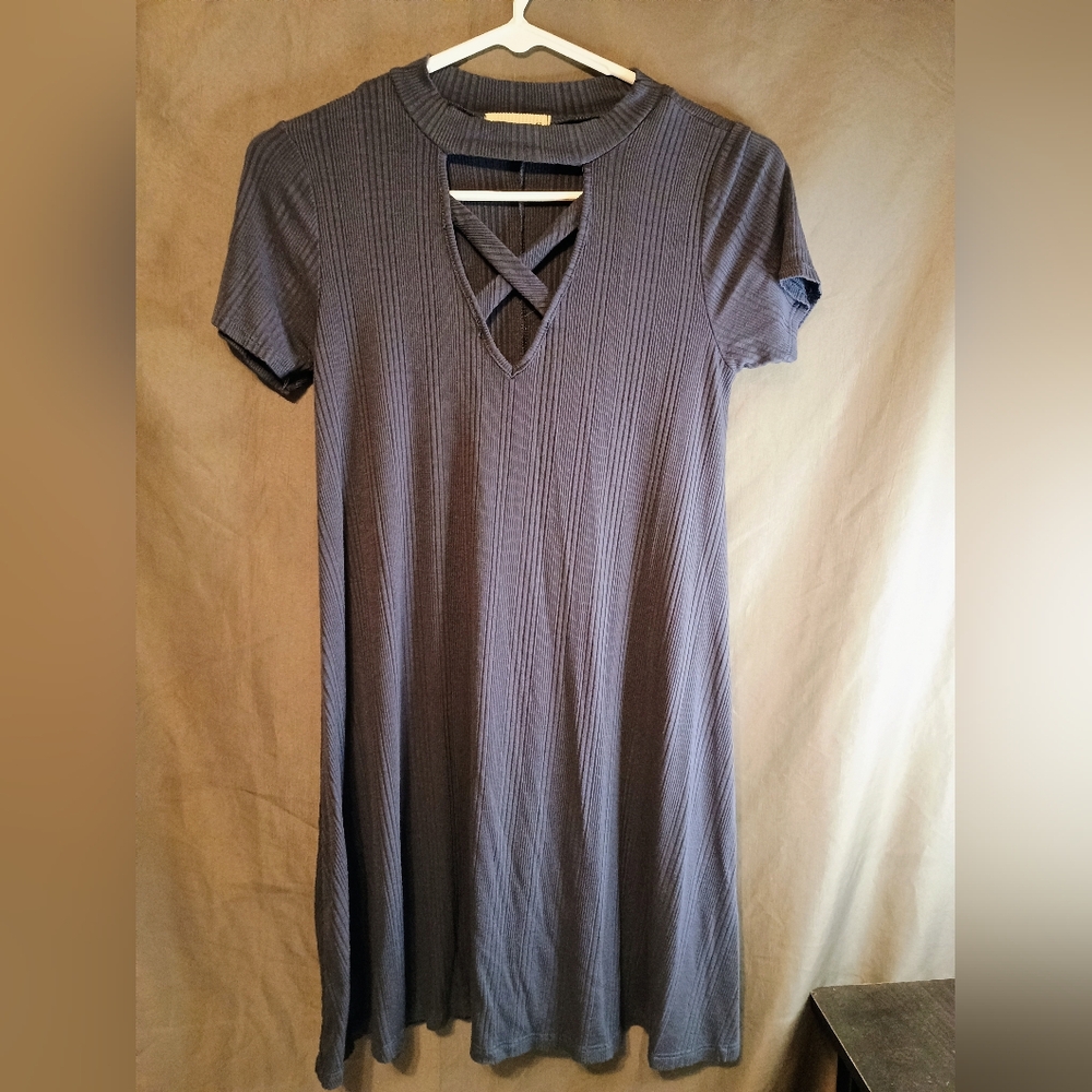 Ginger G Casual Gray Cross Front Keyhole Knit Short Sleeve Mini Dress
